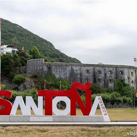 Piso Acogedor Y Centrico Appartement Santoña Buitenkant foto