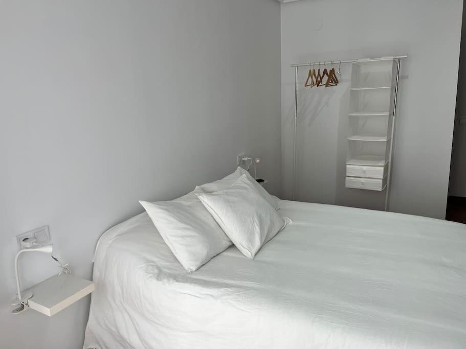 Piso Acogedor Y Centrico Appartement Santoña Buitenkant foto