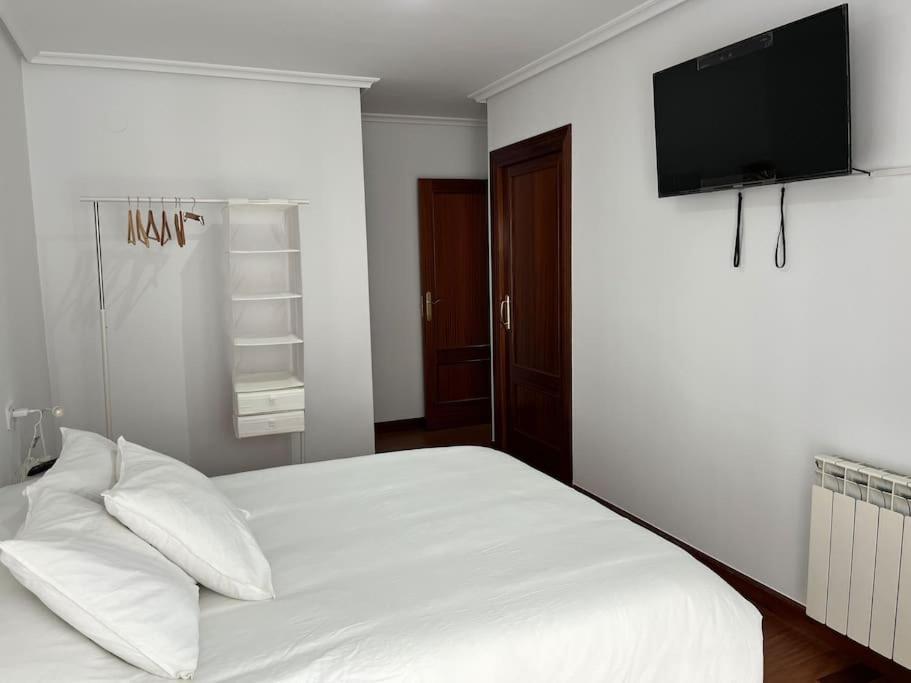 Piso Acogedor Y Centrico Appartement Santoña Buitenkant foto