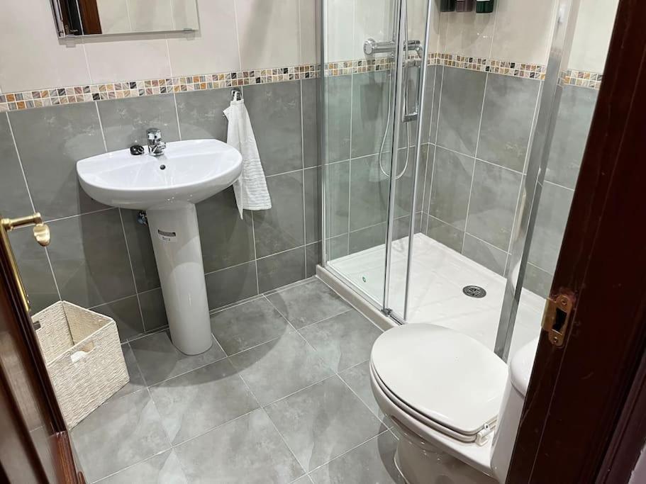 Piso Acogedor Y Centrico Appartement Santoña Buitenkant foto