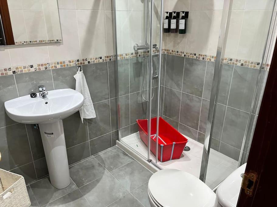 Piso Acogedor Y Centrico Appartement Santoña Buitenkant foto